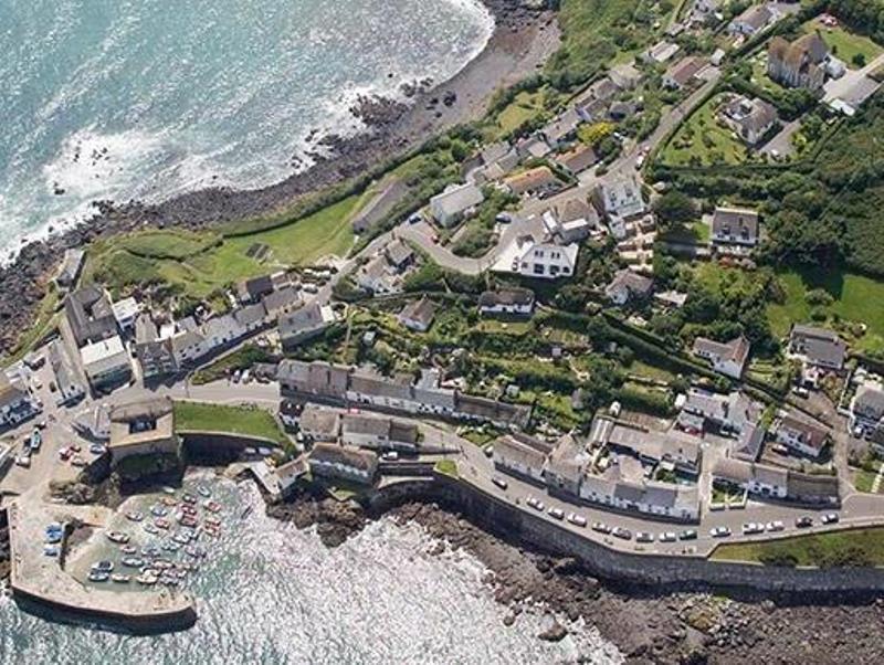 Yha Coverack Luaran gambar