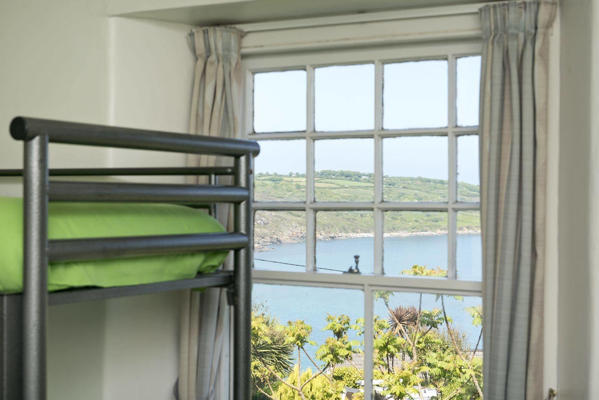 Yha Coverack Luaran gambar